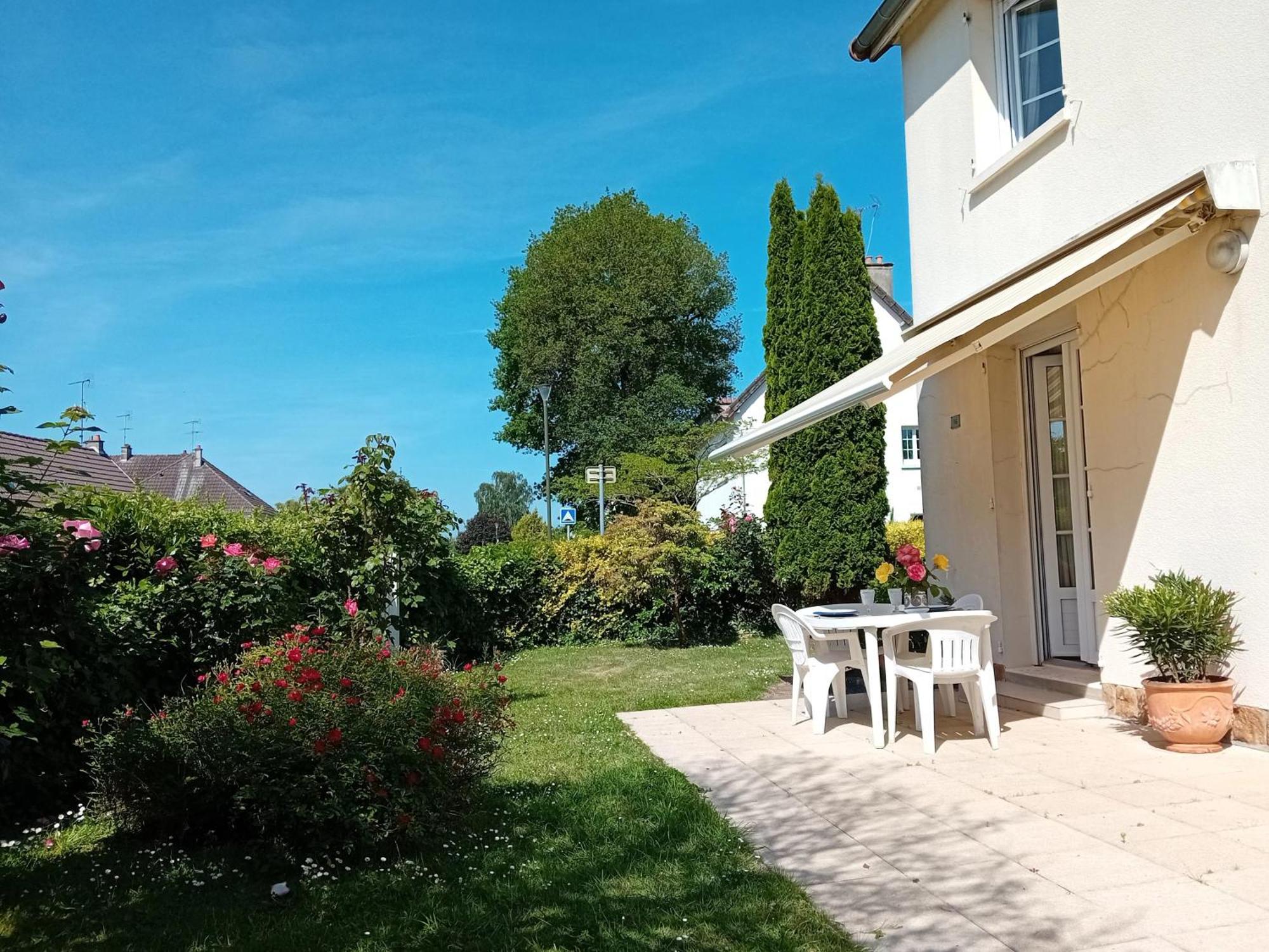 Maison De Charme Proche Centre Ville Avranches Esterno foto